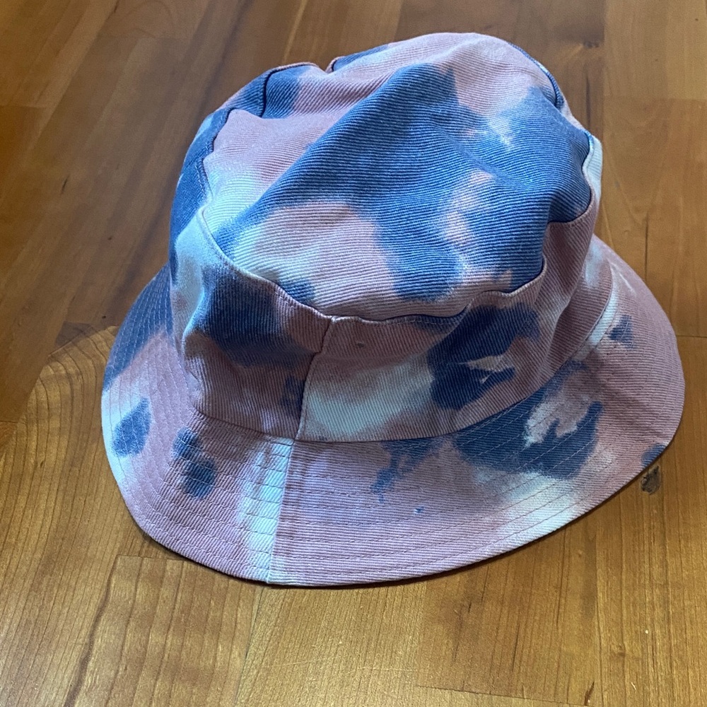 Tie-Dye Bucket Hat